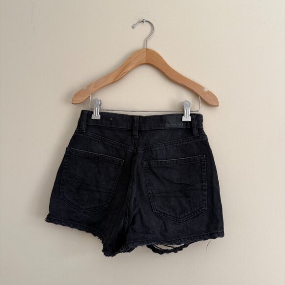 American Eagle Denim Curvy Highest Waist '90s Boyfriend Denim Short - Picture 3 of 4